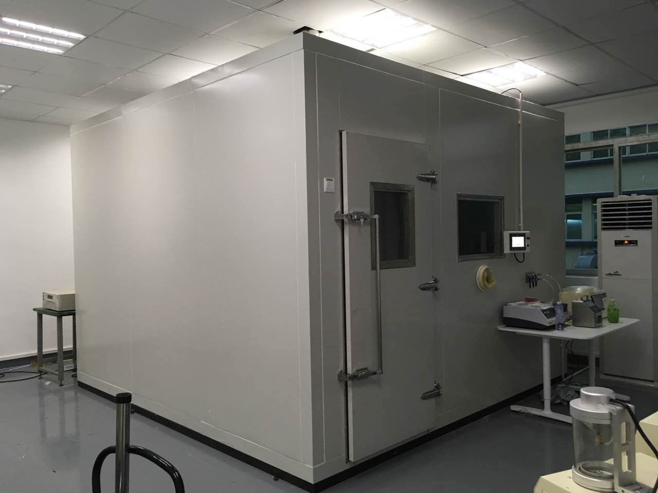購(gòu)買空氣凈化器CADR環(huán)境測(cè)試艙要注意什么(圖2) 凈化器CADR環(huán)境測(cè)試艙