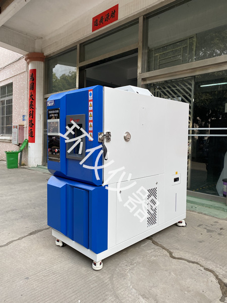 800L可程式恒溫恒濕試驗(yàn)箱 800L可程式恒溫恒濕試驗(yàn)箱