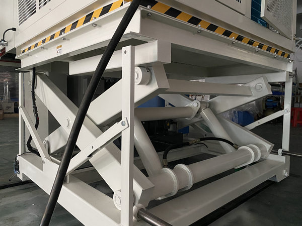 溫度濕度和振動試驗設(shè)備定制方案(圖3) 溫度濕度和振動試驗設(shè)備定制方案(圖3)