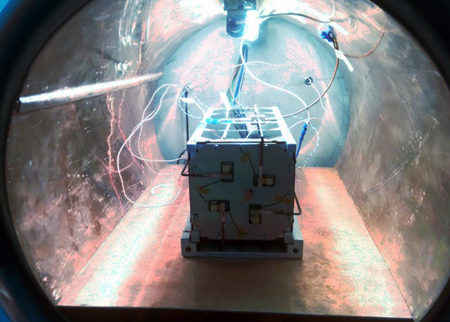 空間熱真空試驗(yàn)艙在航天器元器件的應(yīng)用(圖3) 空間熱真空試驗(yàn)艙在航天器元器件的應(yīng)用(圖3)